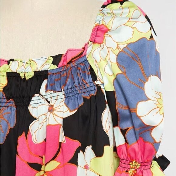 Modcloth Smocked Mini Dress Summertime Garden Stories Honolulu Floral M NWT - Picture 4 of 13